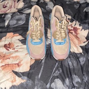 Womens Air Max 90 Sneakers